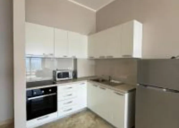 מלון Nuna Radhimë